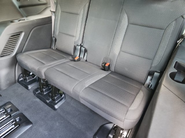 Used 2025 Chevrolet Tahoe LS RWD image 31