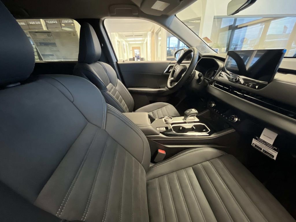 New 2026 Mitsubishi Outlander SE FWD image 19