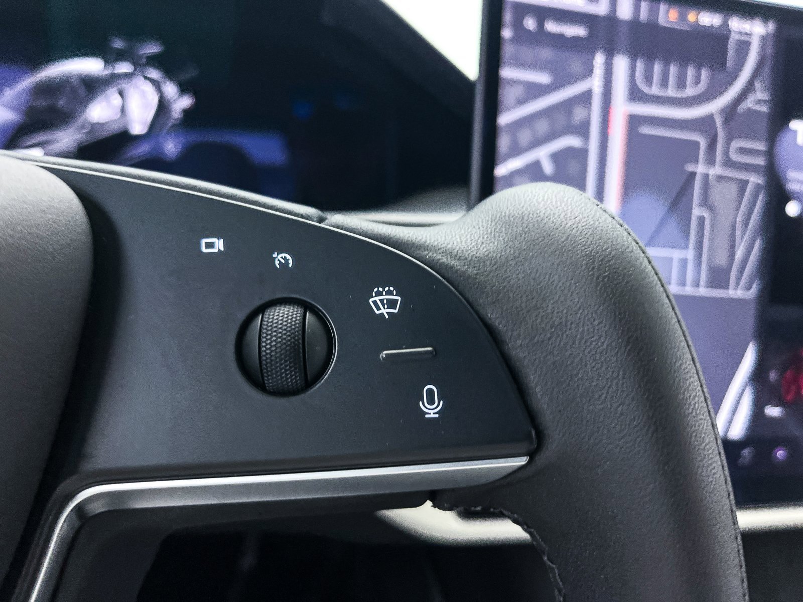 Used 2022 Tesla Model X Plaid image 29