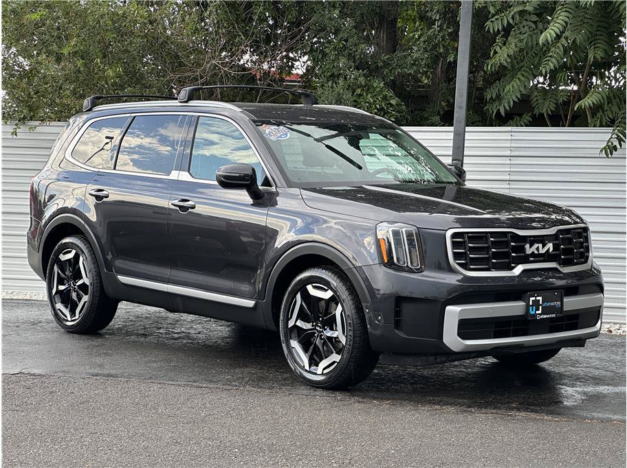 Used 2025 Kia Telluride S AWD/4WD image 8