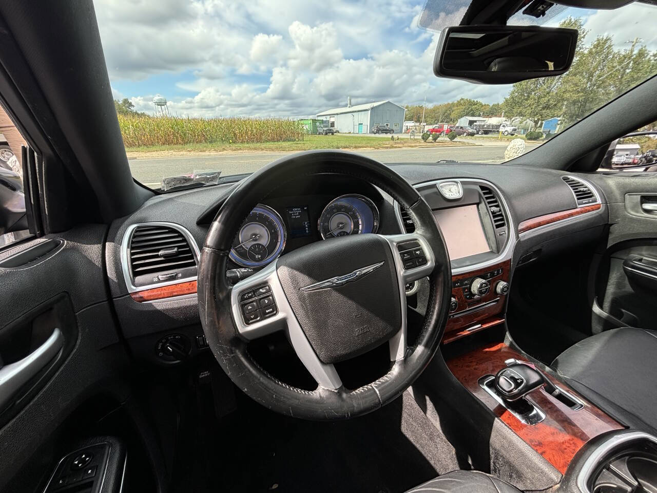 Used 2013 Chrysler 300 image 13