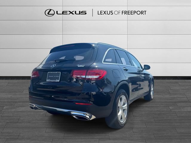 Used 2018 Mercedes-Benz GLC 300 4MATIC image 4