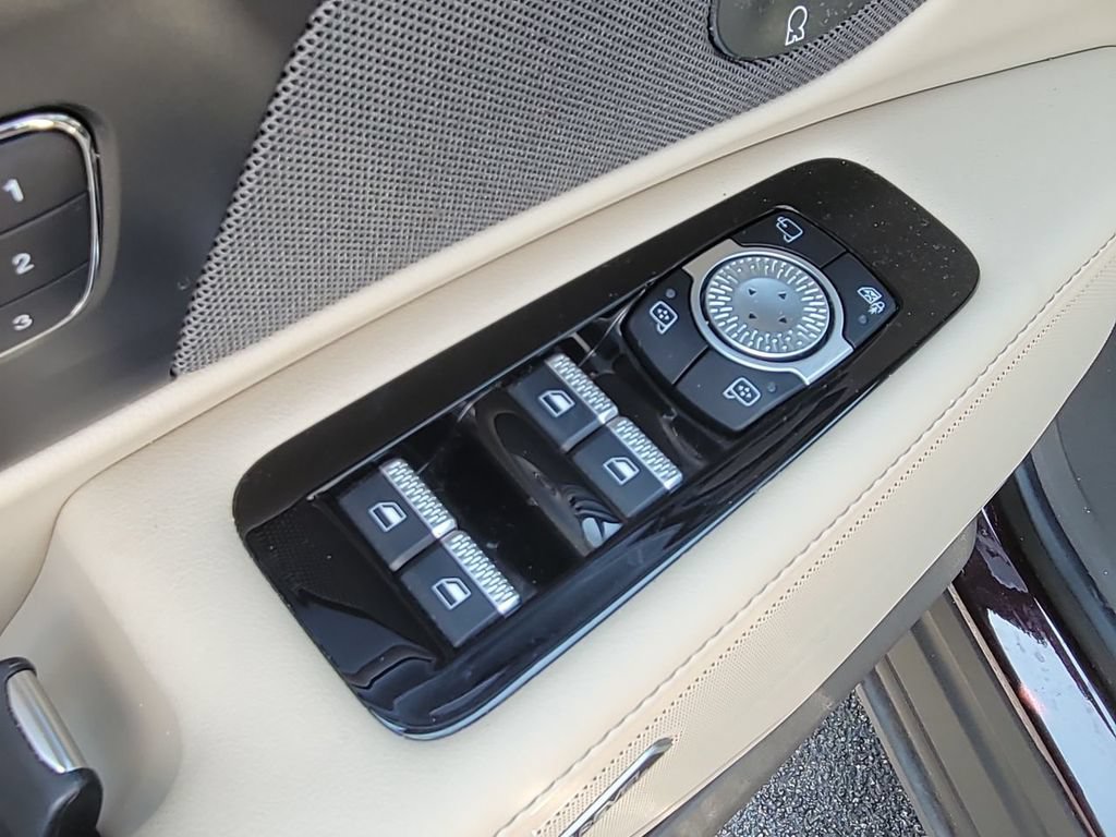 Used 2024 Lincoln Nautilus Premier w/ Equipment Group 102A AWD/4WD image 23