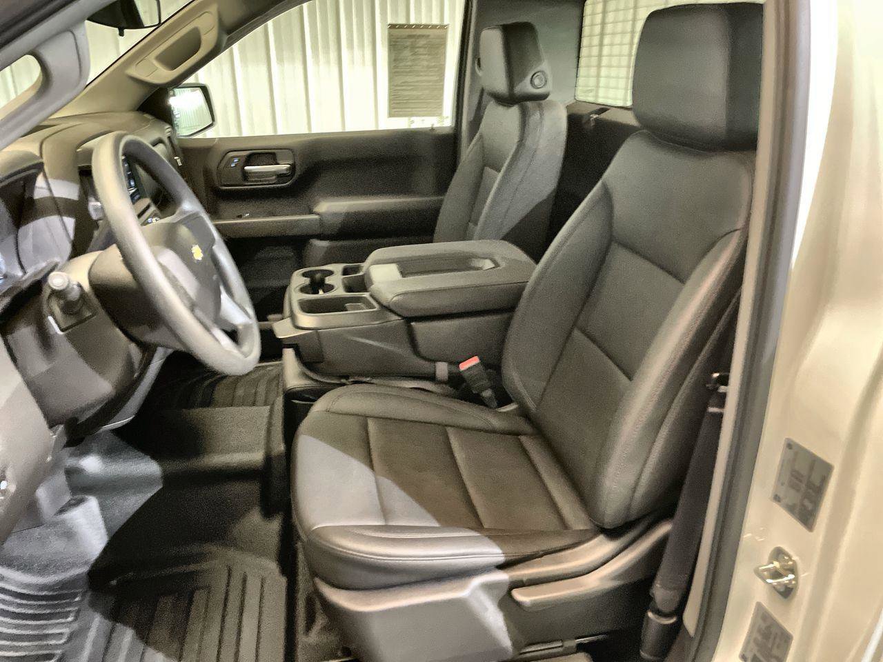 Used 2025 Chevrolet Silverado 1500 W/T w/ WT Value Package image 18