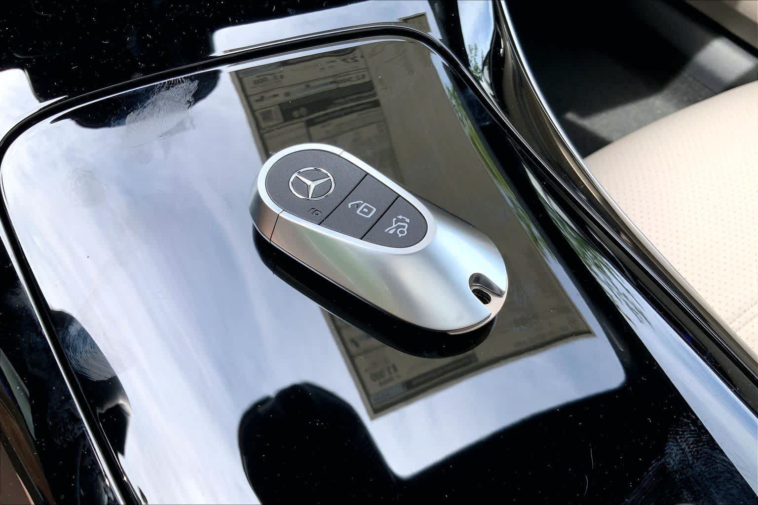 New 2026 Mercedes-Benz C 300 4MATIC Sedan image 21
