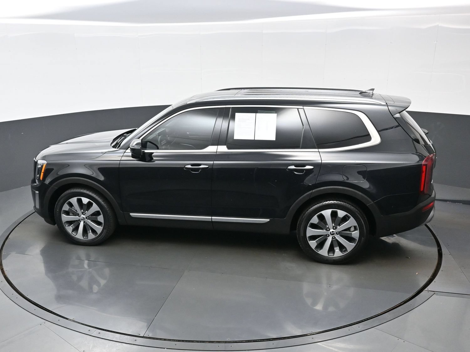 Used 2020 Kia Telluride S AWD/4WD image 41