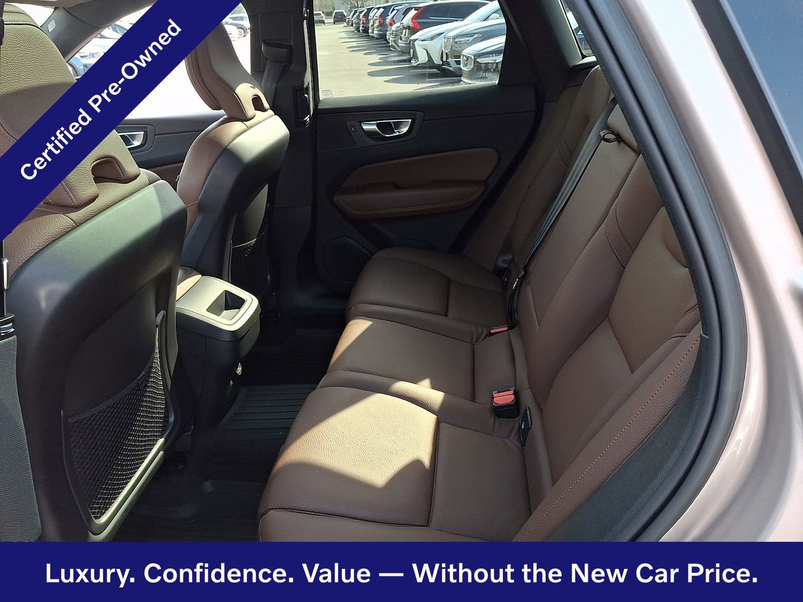 Certified 2023 Volvo XC60 B5 Plus AWD/4WD image 11