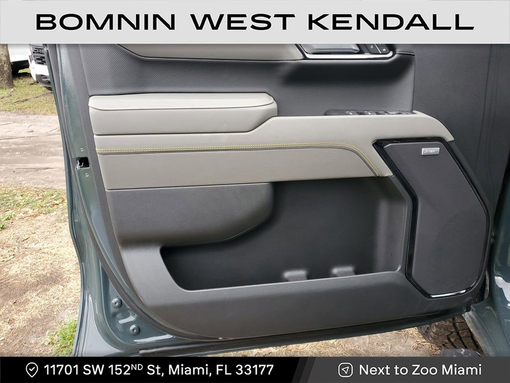 Used 2025 Chevrolet Silverado 1500 ZR2 w/ Technology Package image 21