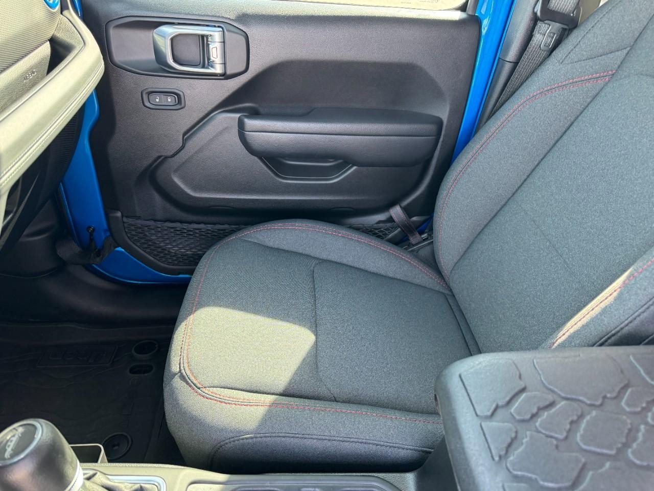 Used 2024 Jeep Gladiator Rubicon w/ Safety Group image 13