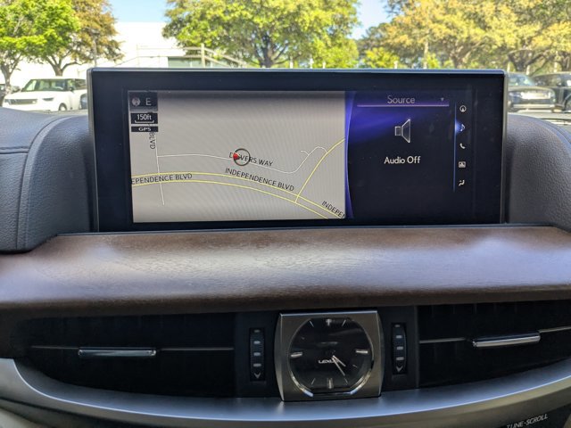 Used 2021 Lexus LX 570 4WD w/ Luxury Package image 20