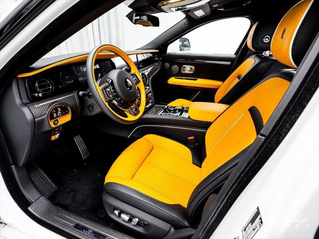Used 2025 Rolls-Royce Ghost Black Badge AWD/4WD image 25