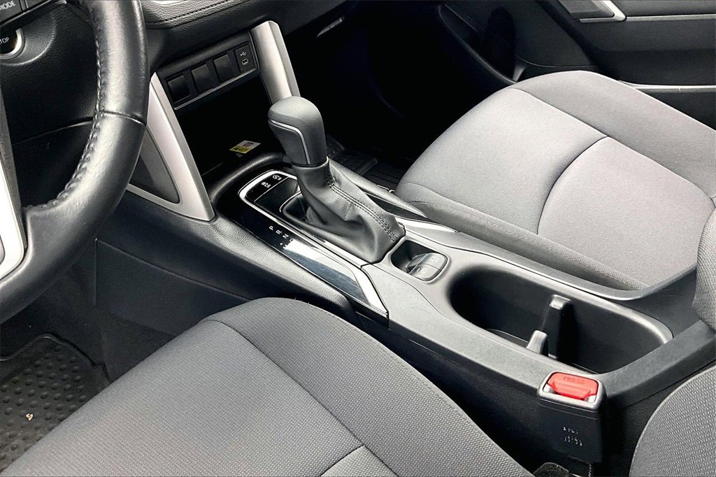 Used 2023 Toyota Corolla Cross LE image 15