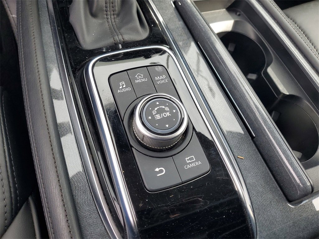 Used 2023 Nissan Armada SV image 24