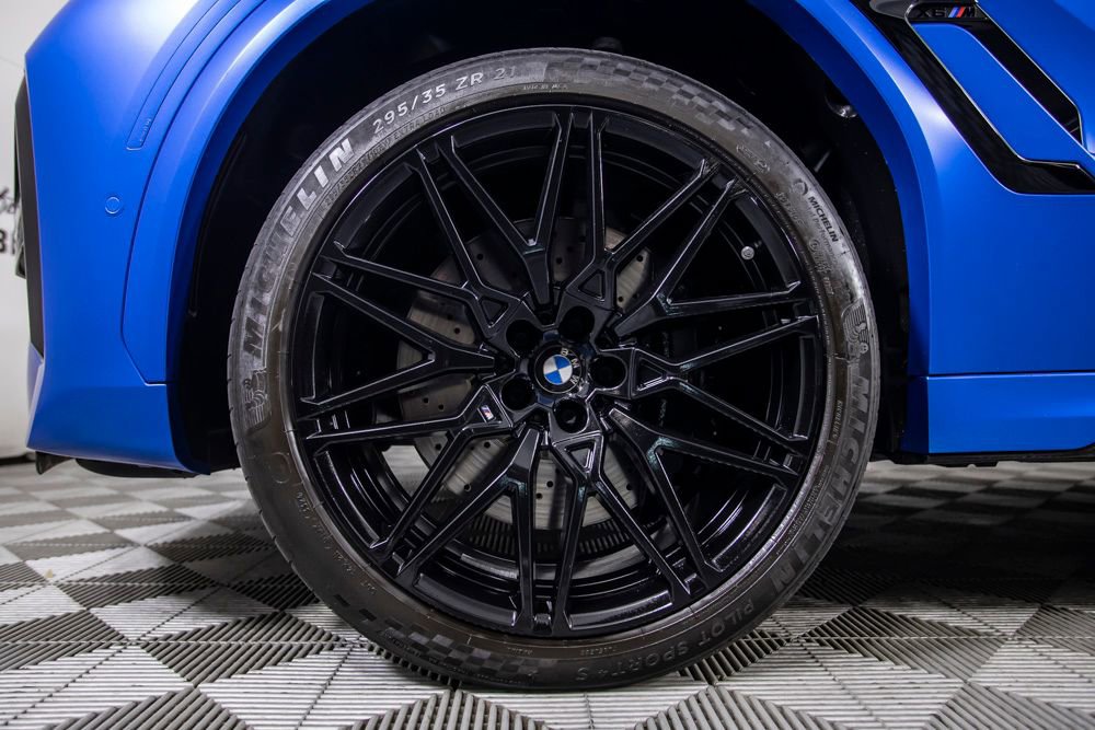 Used 2025 BMW X6 M Competition w/ Executive Package AWD/4WD image 39