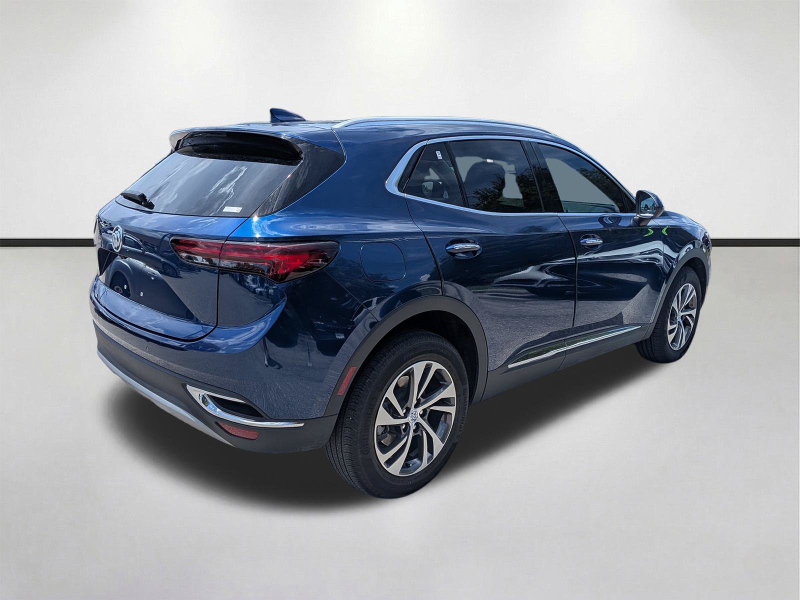 Used 2023 Buick Envision Essence AWD/4WD image 4