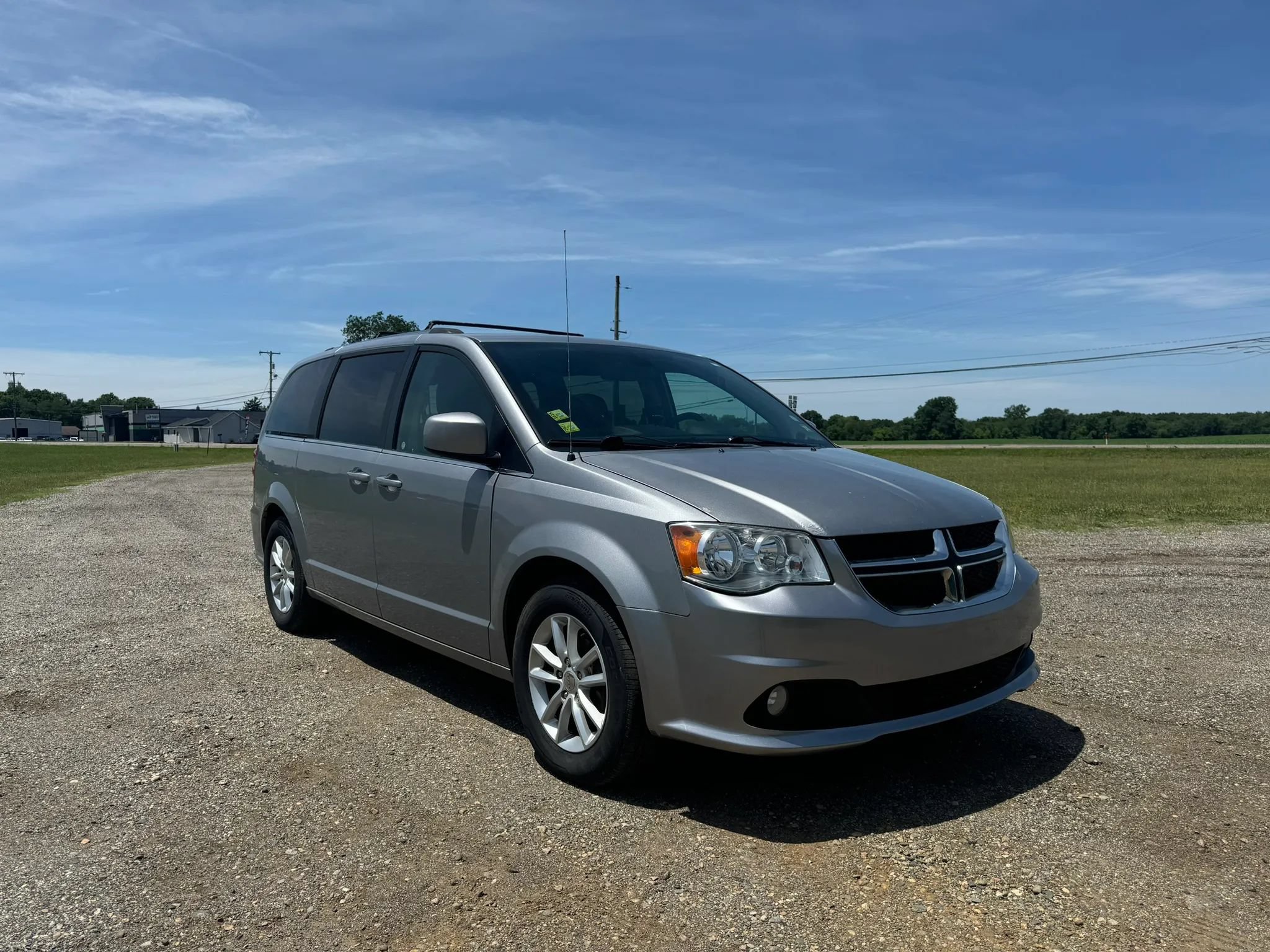 Used 2019 Dodge Grand Caravan SXT FWD image 4