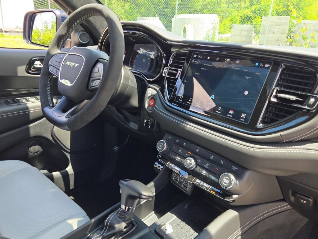 Used 2026 Dodge Durango SRT Hellcat w/ Premium Group AWD/4WD image 7