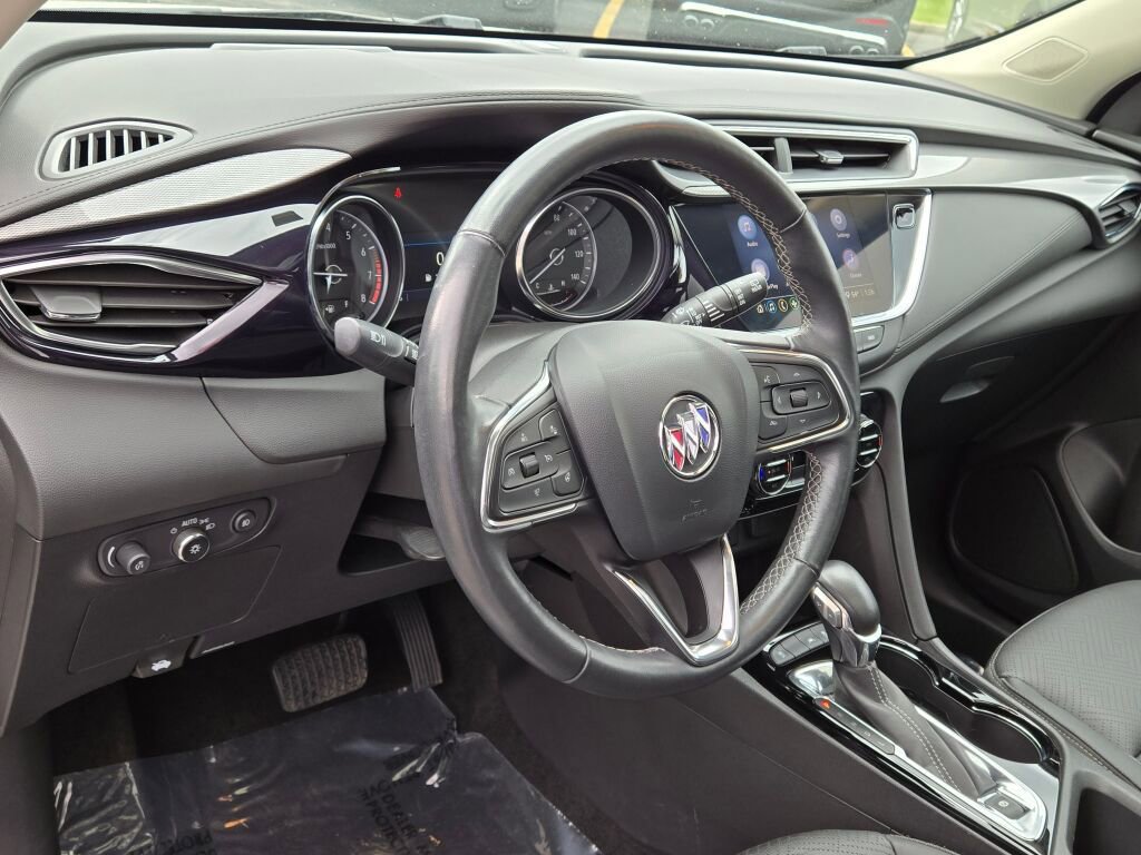 Used 2022 Buick Encore GX Essence w/ Experience Buick Package image 26