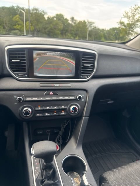 Used 2020 Kia Sportage LX AWD/4WD image 18