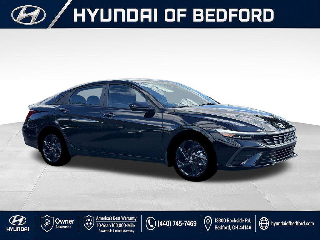 New 2026 Hyundai Elantra Sport FWD image 12