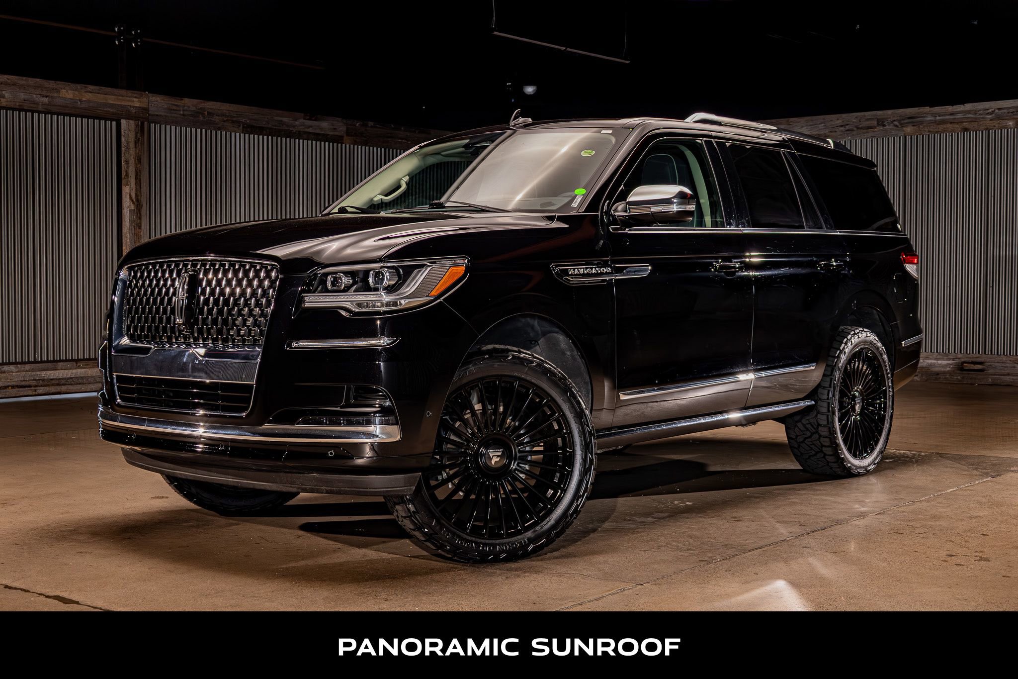 Used 2024 Lincoln Navigator Black Label image 5
