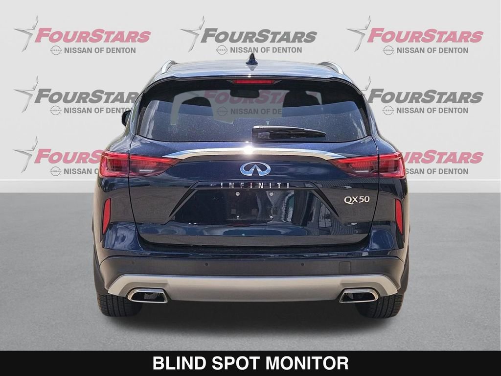 Used 2019 INFINITI QX50 Essential w/ Premium Heat Package image 5