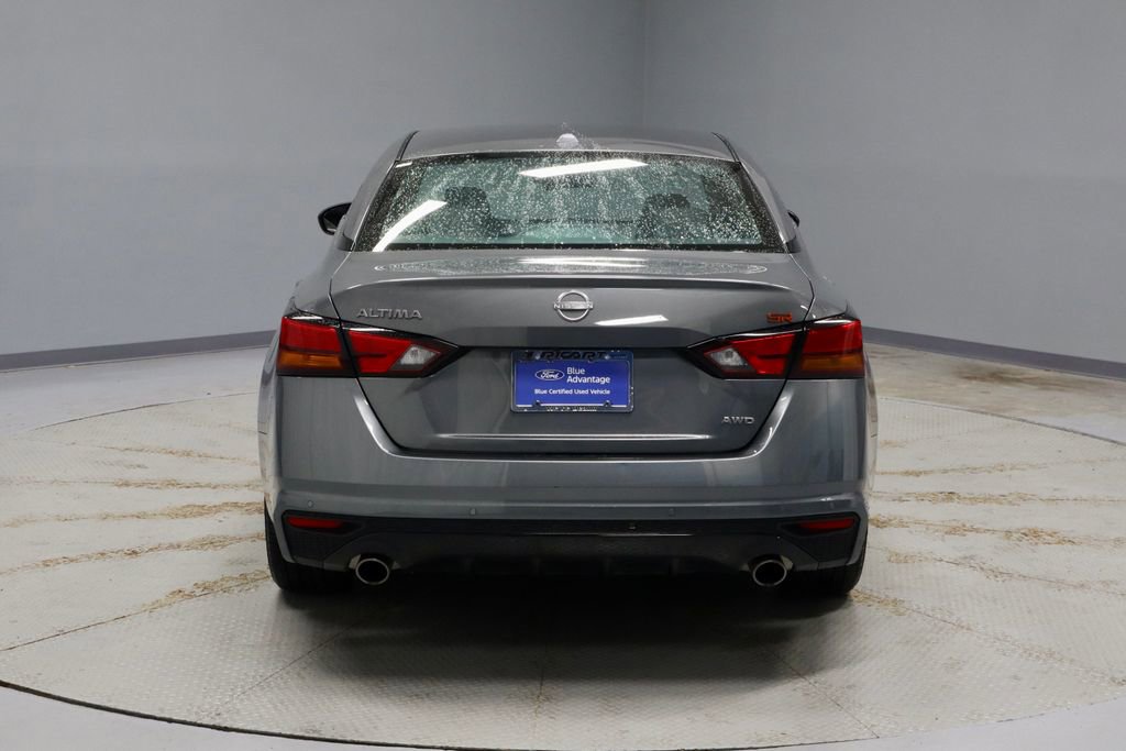 Used 2025 Nissan Altima 2.5 SR AWD/4WD image 10