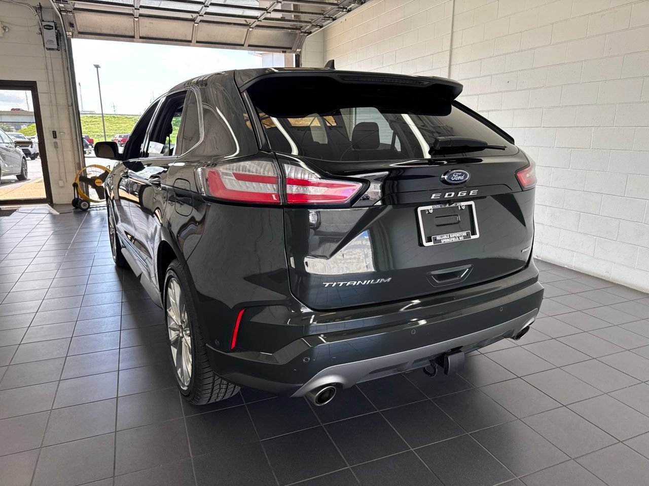 Used 2024 Ford Edge Titanium w/ Titanium Elite Package AWD/4WD image 6