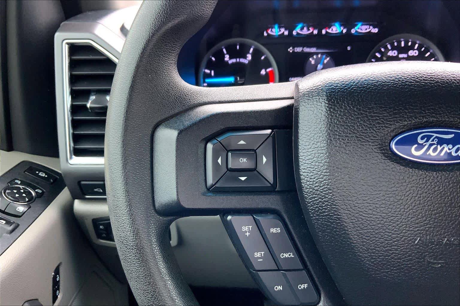 Used 2017 Ford F350 XLT w/ XLT Value Package AWD/4WD image 22
