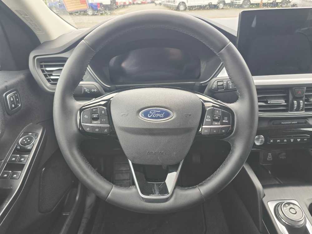 Used 2024 Ford Escape Platinum image 11