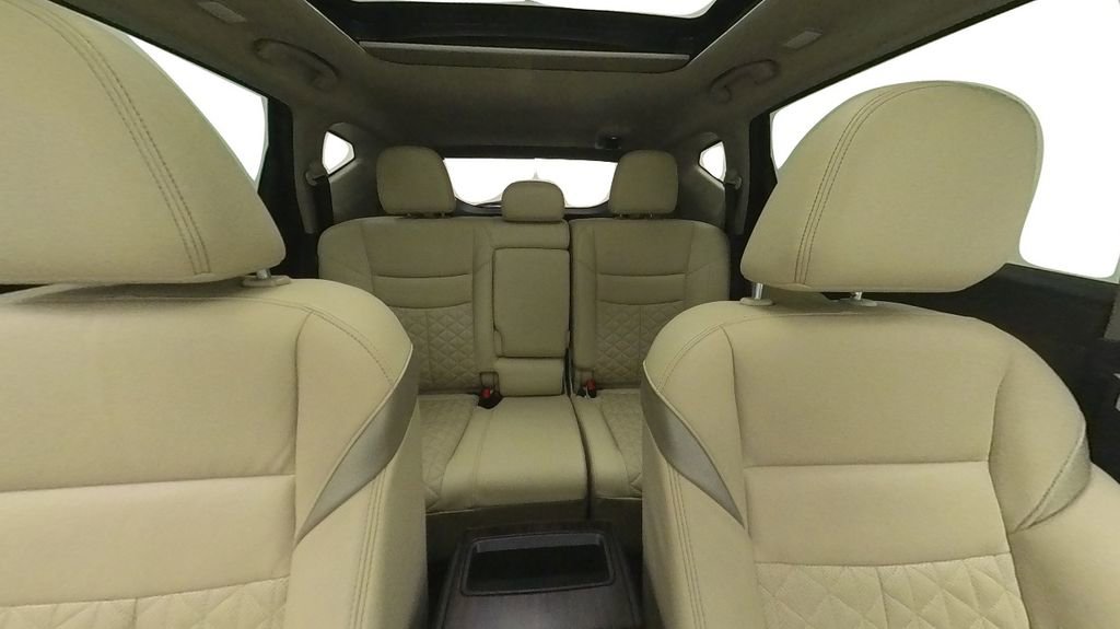 Certified 2023 Nissan Murano Platinum w/ Cargo Package image 34
