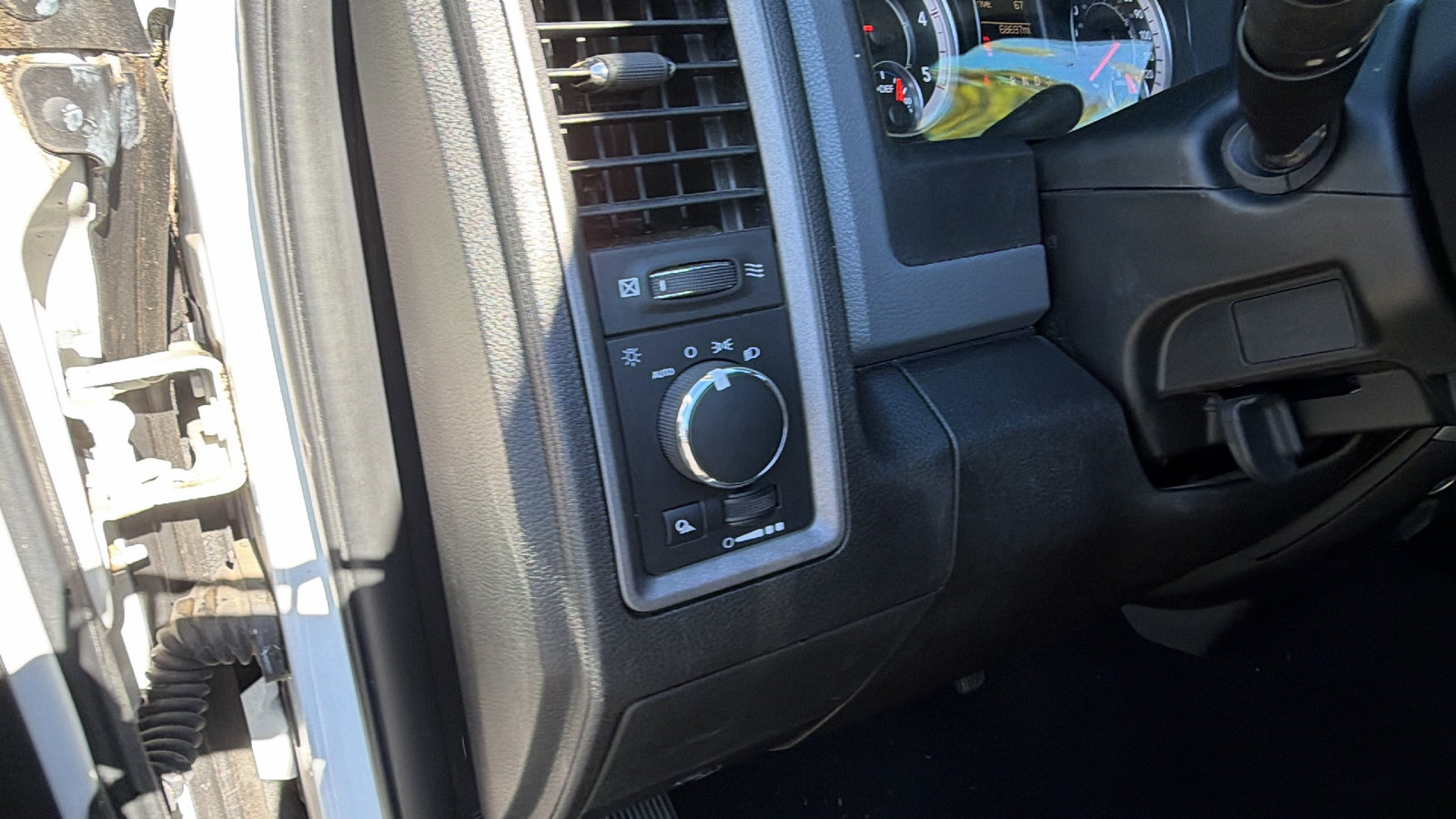 Used 2018 RAM 2500 Tradesman w/ Chrome Appearance Group AWD/4WD image 25