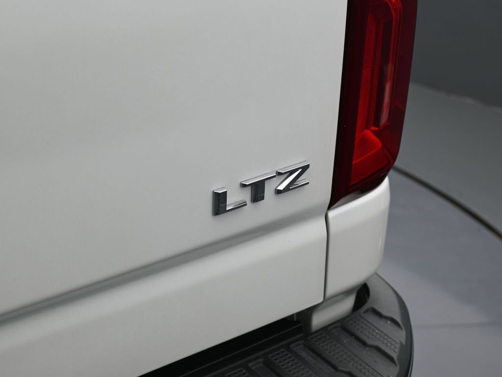 Used 2024 Chevrolet Silverado 2500 LTZ image 38