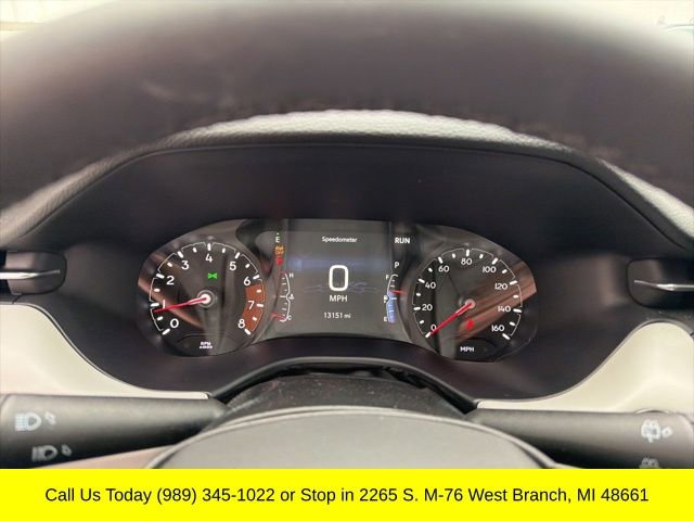 Used 2025 Jeep Compass Limited image 16