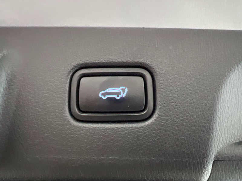 Used 2022 Hyundai Palisade SEL w/ Premium Package AWD/4WD image 9