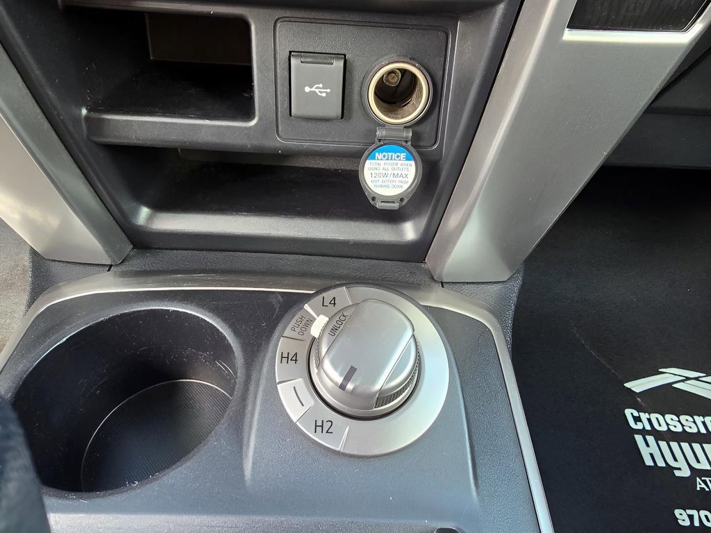 Used 2020 Toyota 4Runner SR5 AWD/4WD image 19