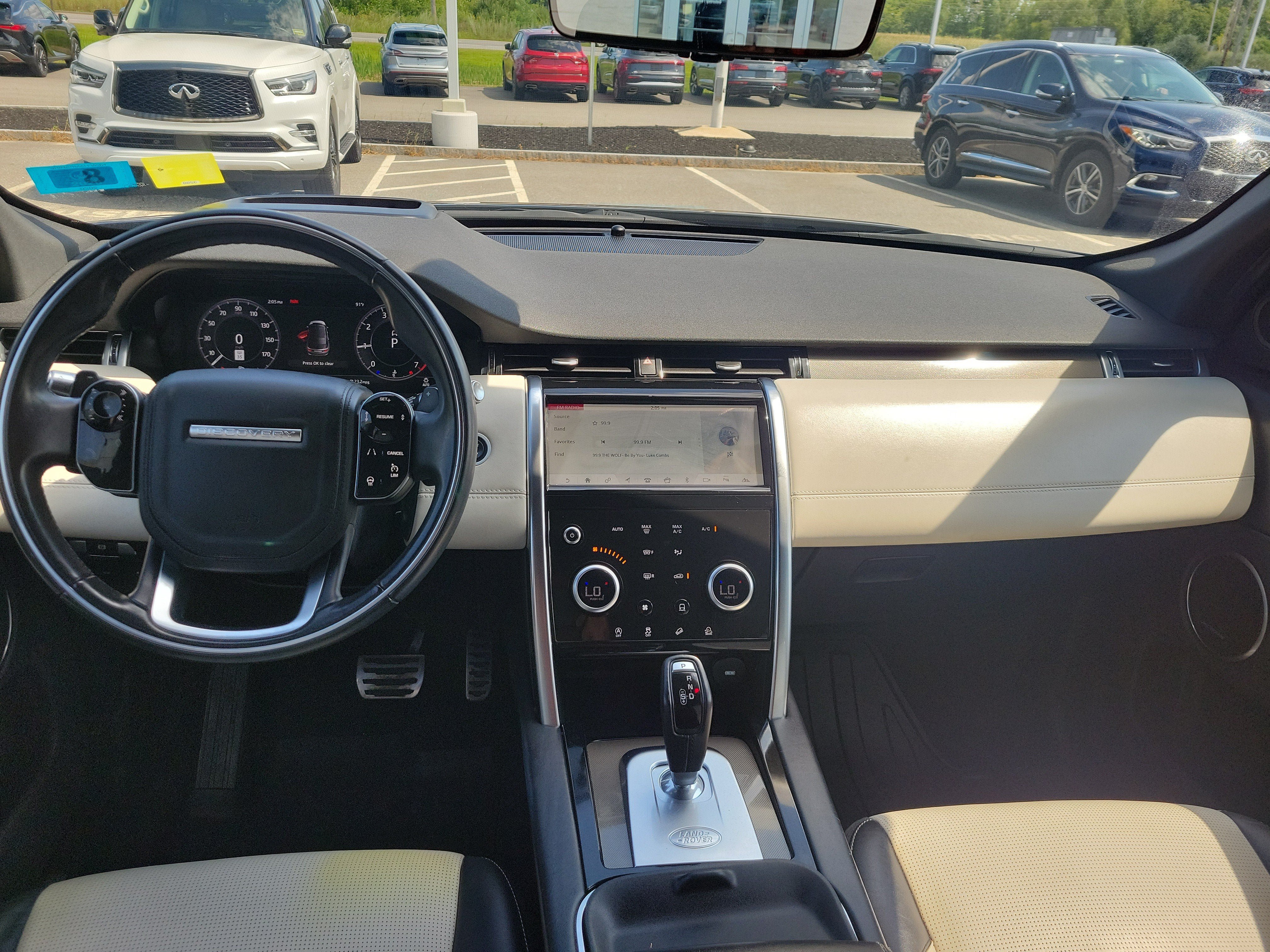 Used 2020 Land Rover Discovery Sport HSE R-Dynamic AWD/4WD image 3