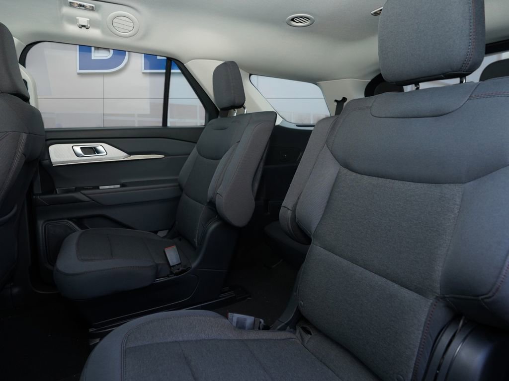 New 2026 Ford Explorer Active image 22