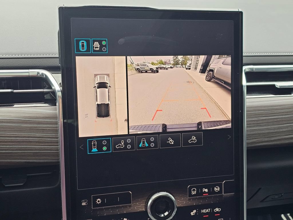 Used 2025 GMC Sierra EV Denali AWD/4WD image 32