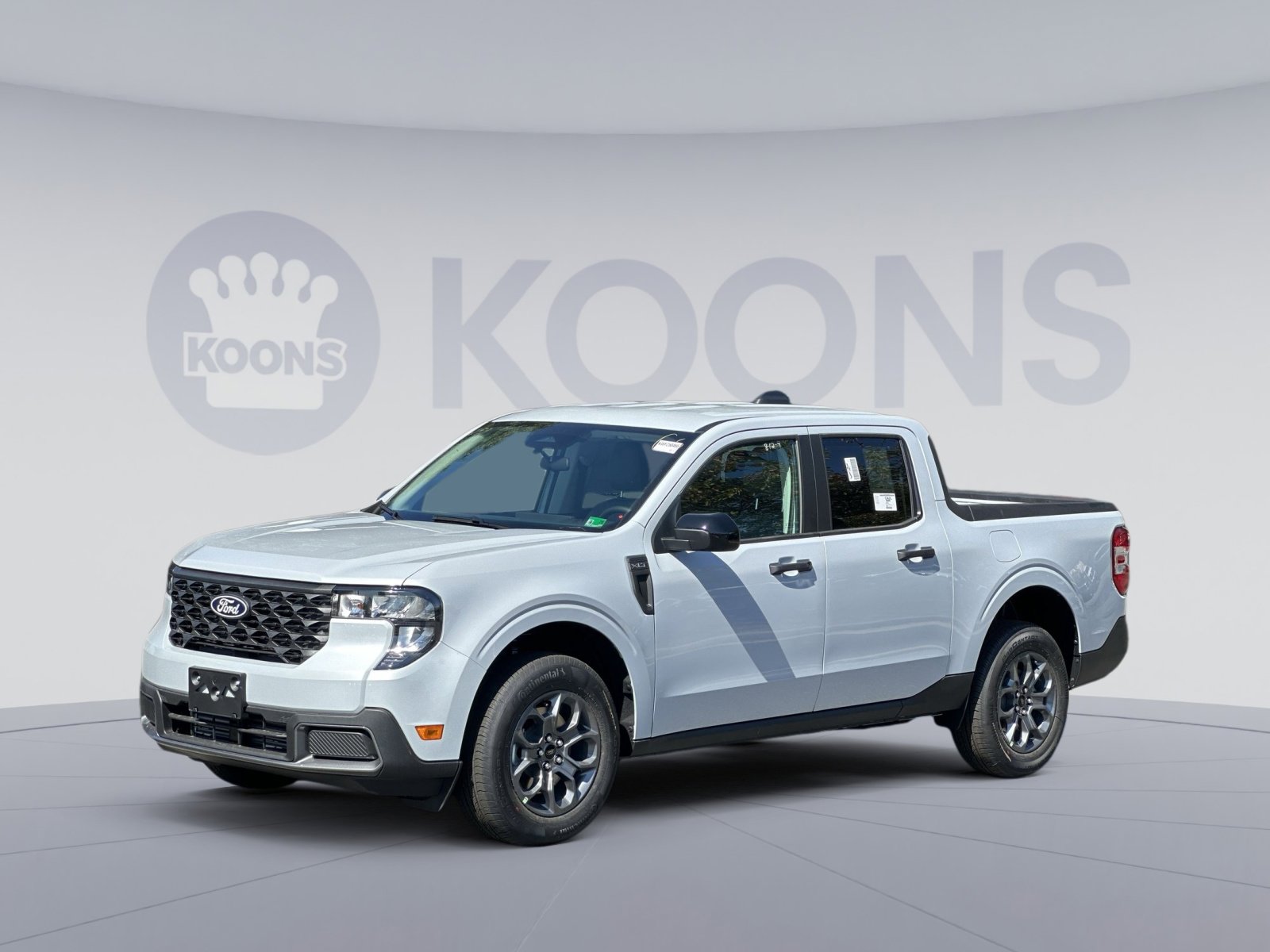 New 2025 Ford Maverick XLT w/ XLT Luxury Package