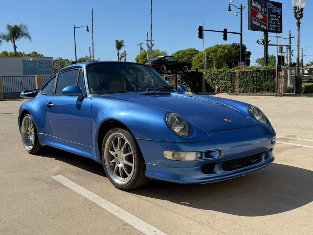 Used 1990 Porsche 911 Carrera image 1