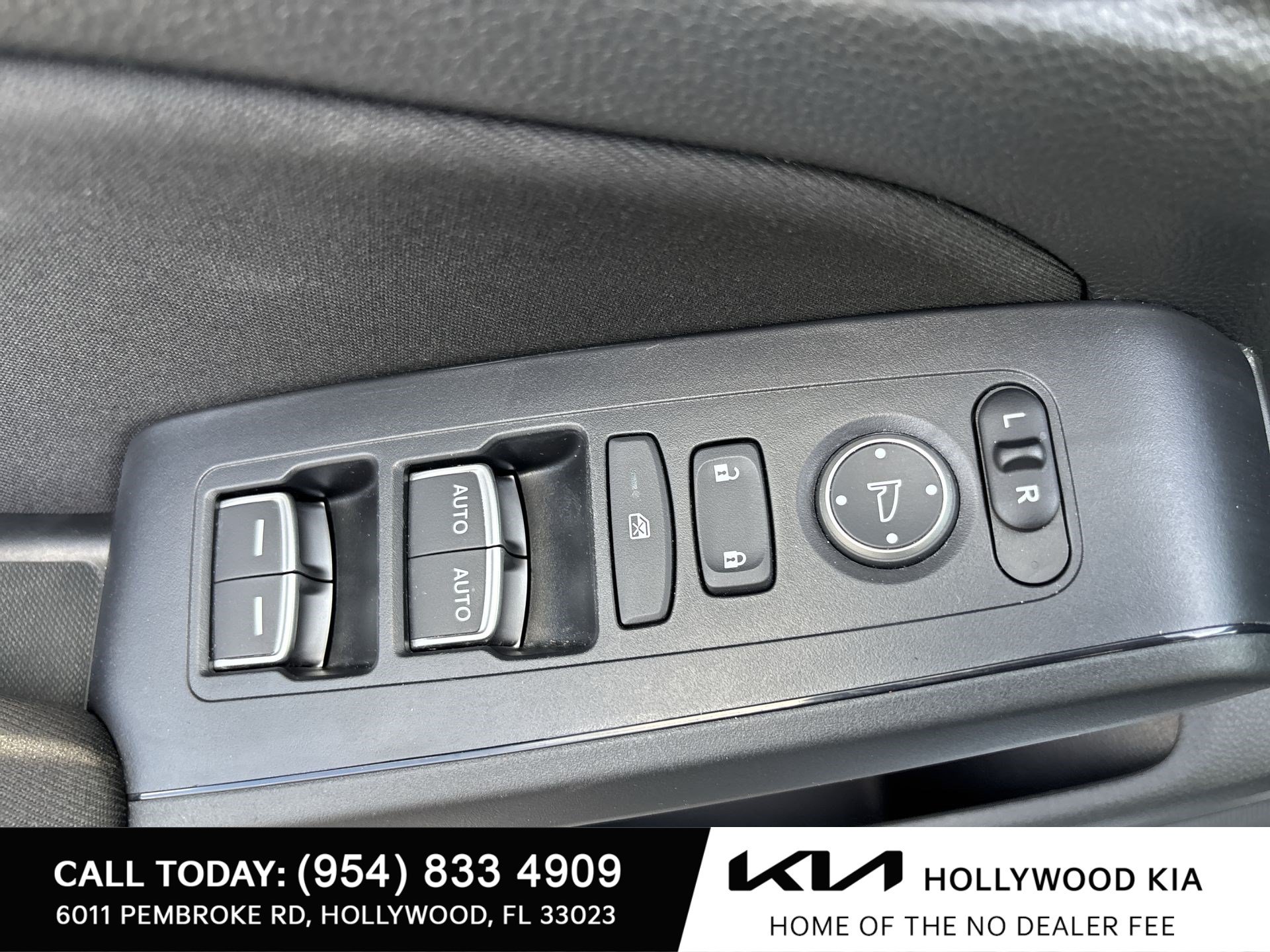Used 2025 Honda Civic LX image 15
