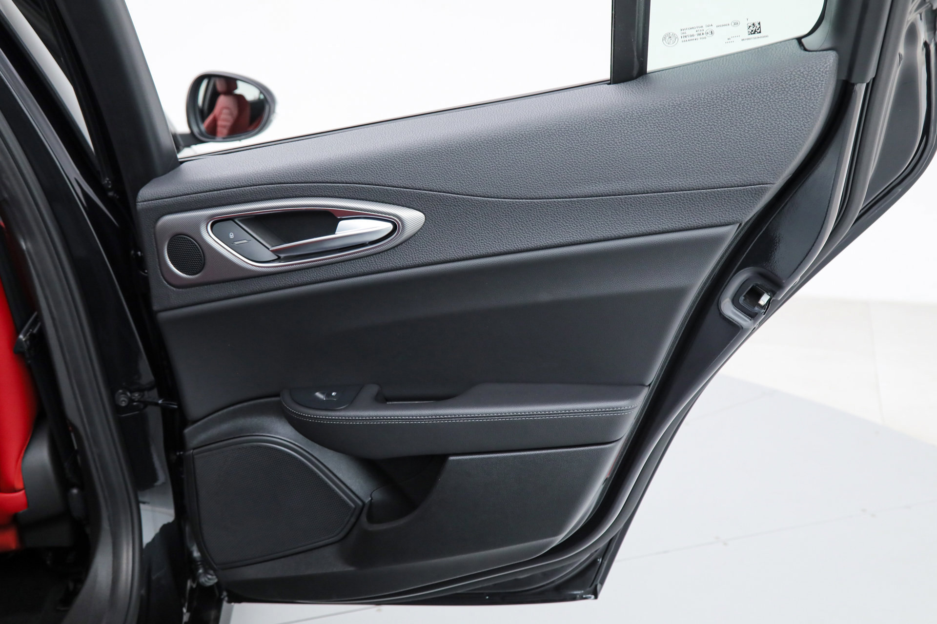 New 2025 Alfa Romeo Giulia w/ Driving Assist Package image 15