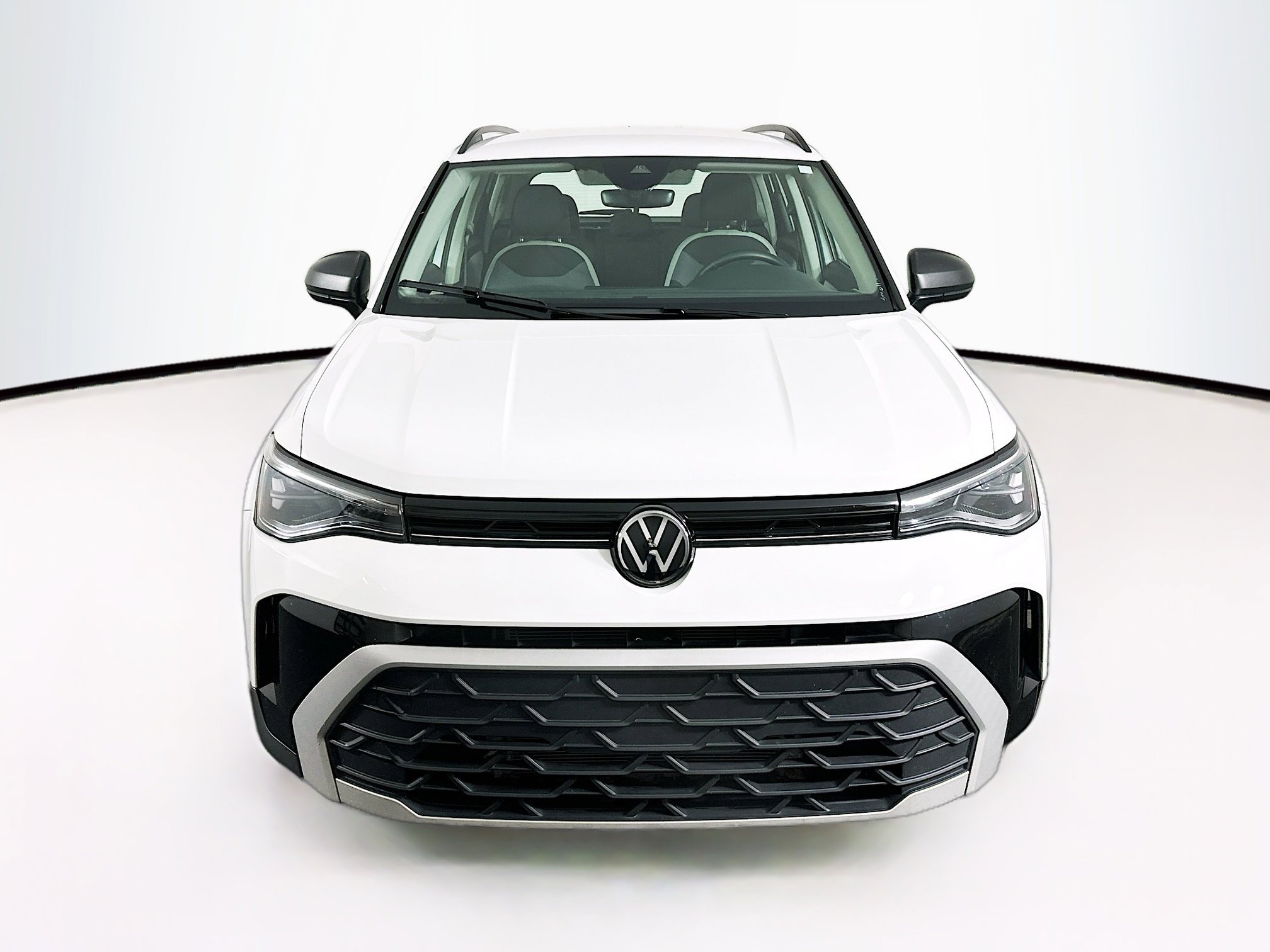 Used 2025 Volkswagen Taos S image 2