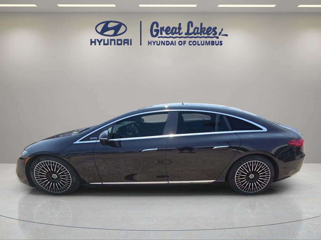 Used 2022 Mercedes-Benz EQS 450+ Sedan image 2