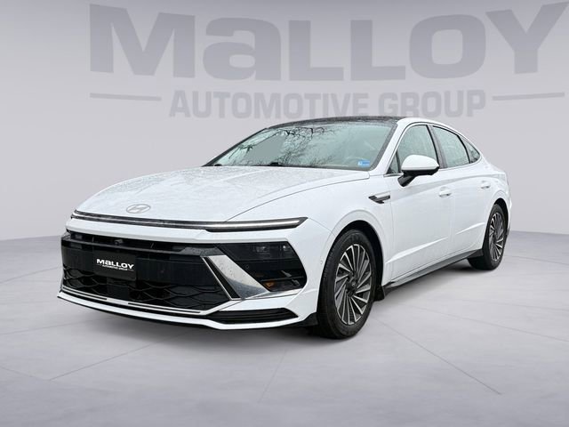 Used 2025 Hyundai Sonata Limited image 1