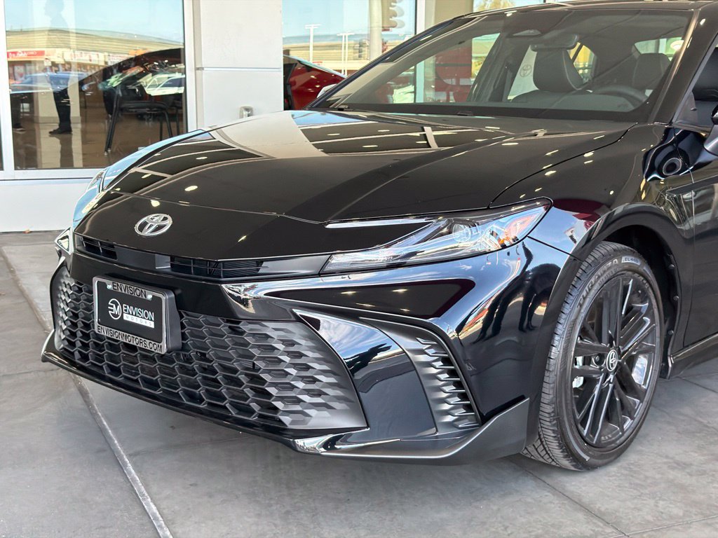 Certified 2026 Toyota Camry SE w/ Convenience Package FWD image 3