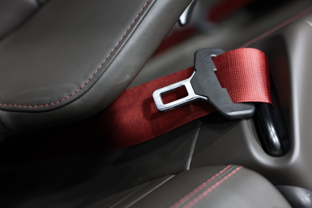 Used 2019 Porsche 911 Turbo image 23