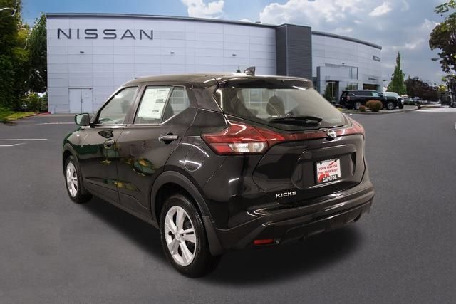 New 2025 Nissan Kicks Play S image 4