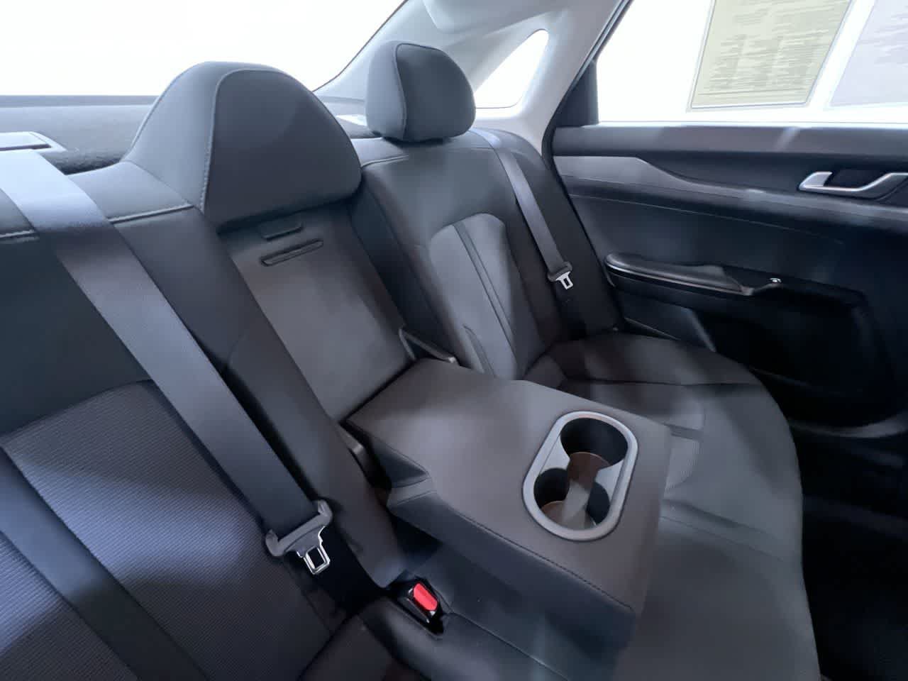 Used 2022 Kia K5 LXS AWD/4WD image 39